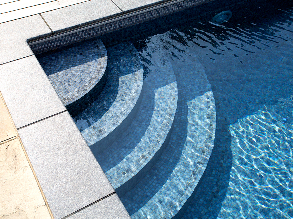 Classic Glass Mosaic Swimming Pool Tiles, Glass Pool Tile Pictures