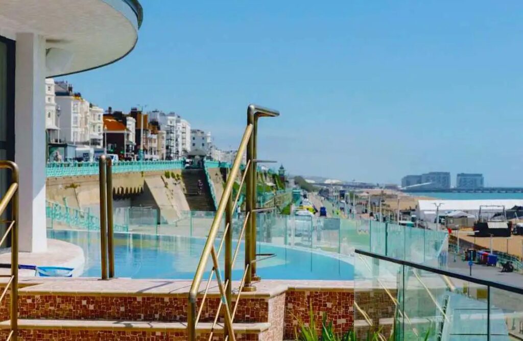 ‘Banana’ Design Pool, South Coast - Swimming Pool Tiles