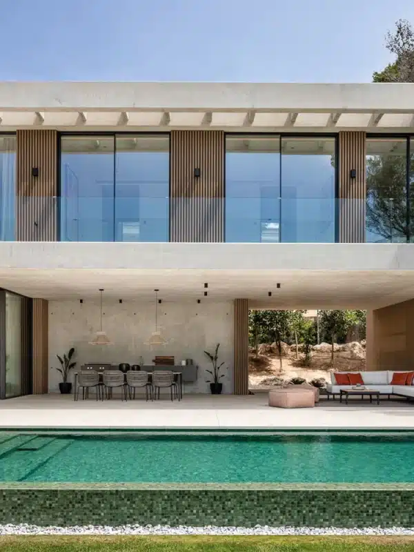 Bali & Venato Swimming Pool Tiles